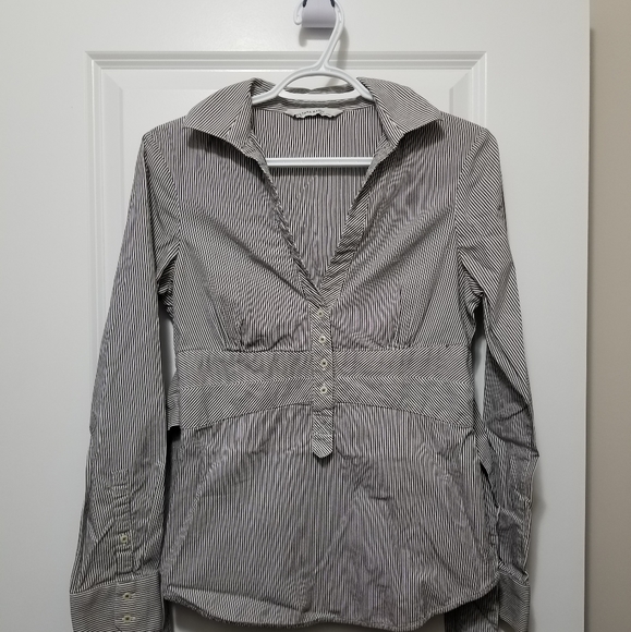 Zara Basic Blouse V neck - Picture 1 of 3
